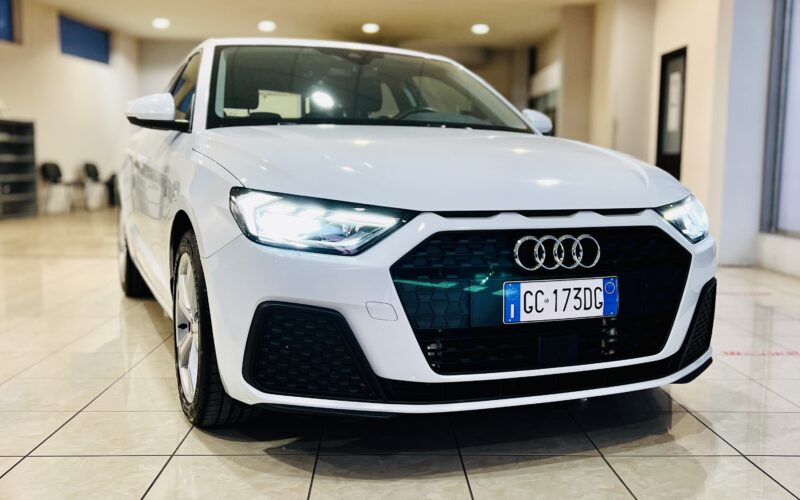 AUDI 3